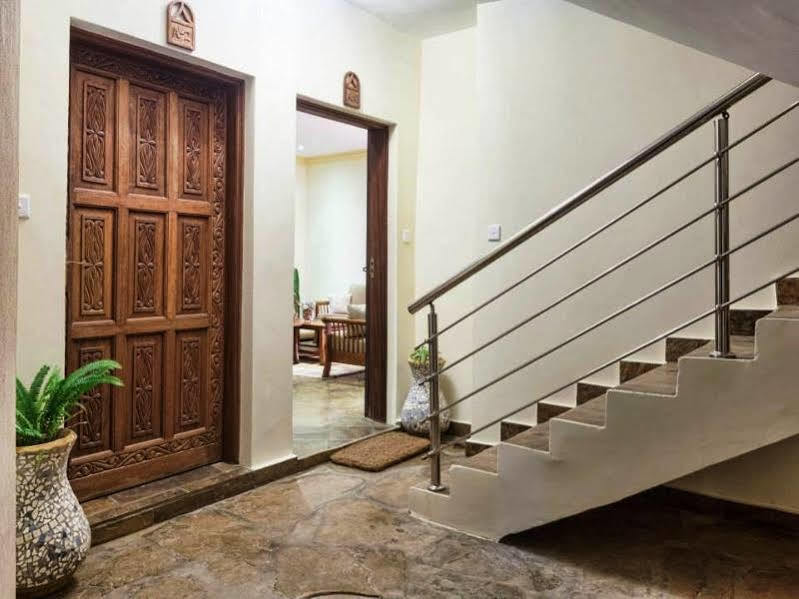 Amani Luxury Apartments Момбаса Екстериор снимка