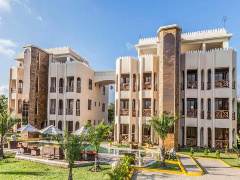 Amani Luxury Apartments Момбаса Екстериор снимка