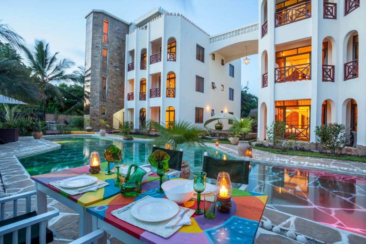 Amani Luxury Apartments Момбаса Екстериор снимка
