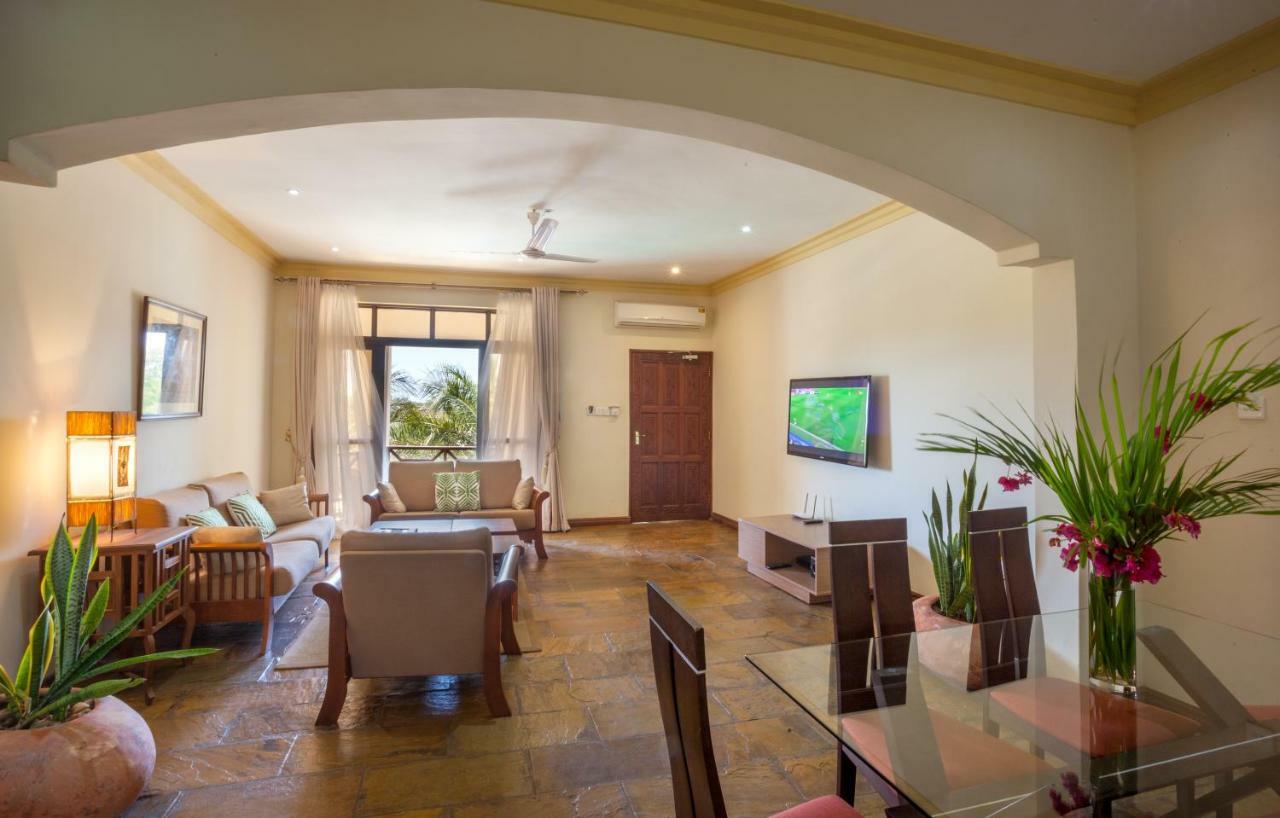 Amani Luxury Apartments Момбаса Екстериор снимка