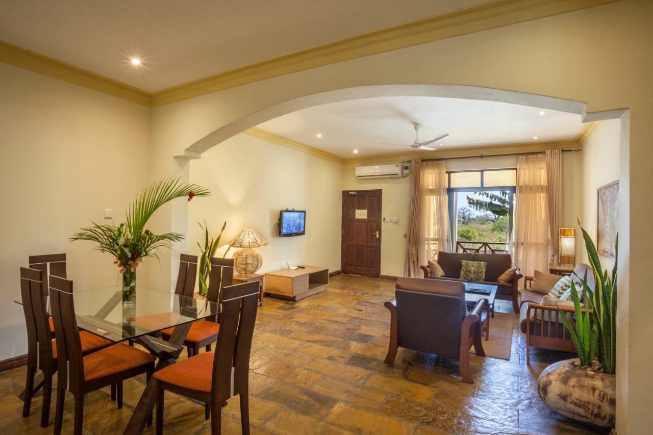 Amani Luxury Apartments Момбаса Екстериор снимка